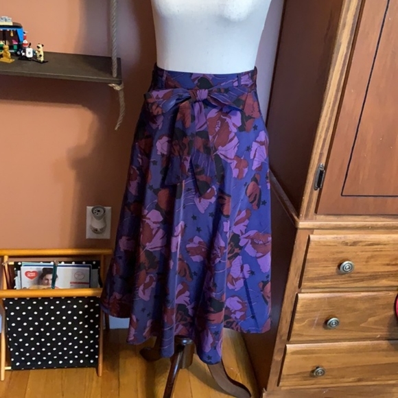 Xs modcloth on my way skirt blue purple floral pockets belt tie - Picture 2 of 3